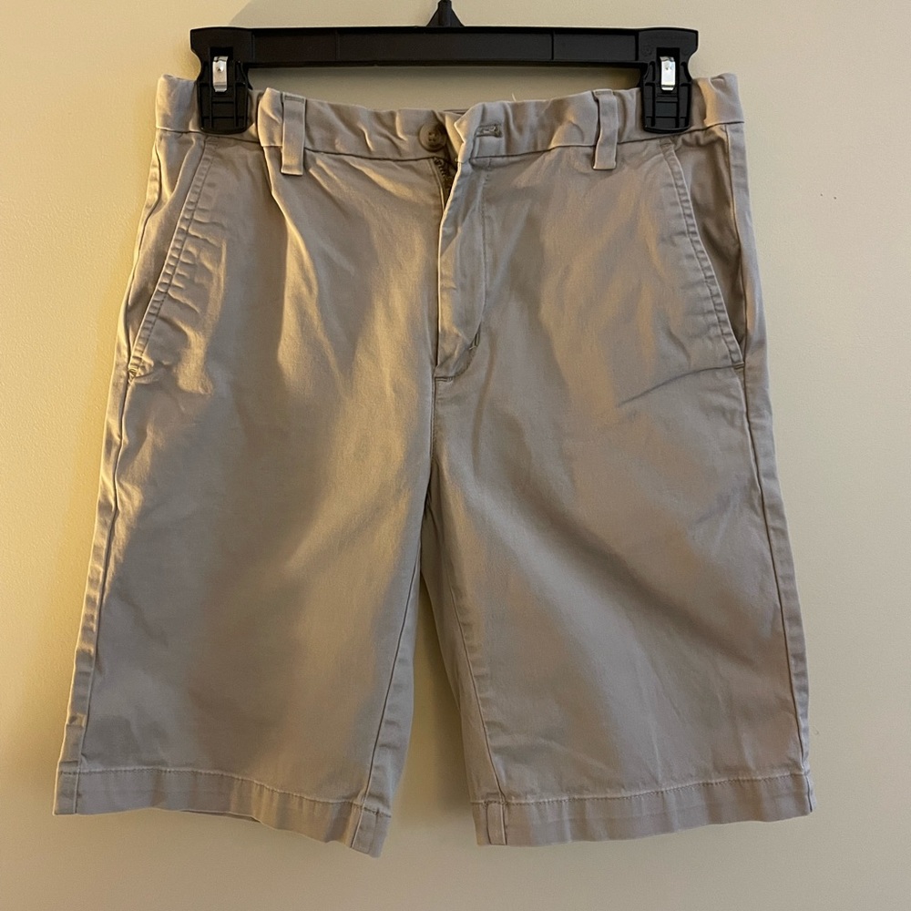 Vineyard Vines Boys Khaki Shorts, youth 16